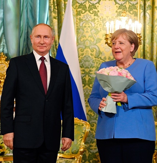 Angela Merkel Moscow's visit Vladimir Putin Poland