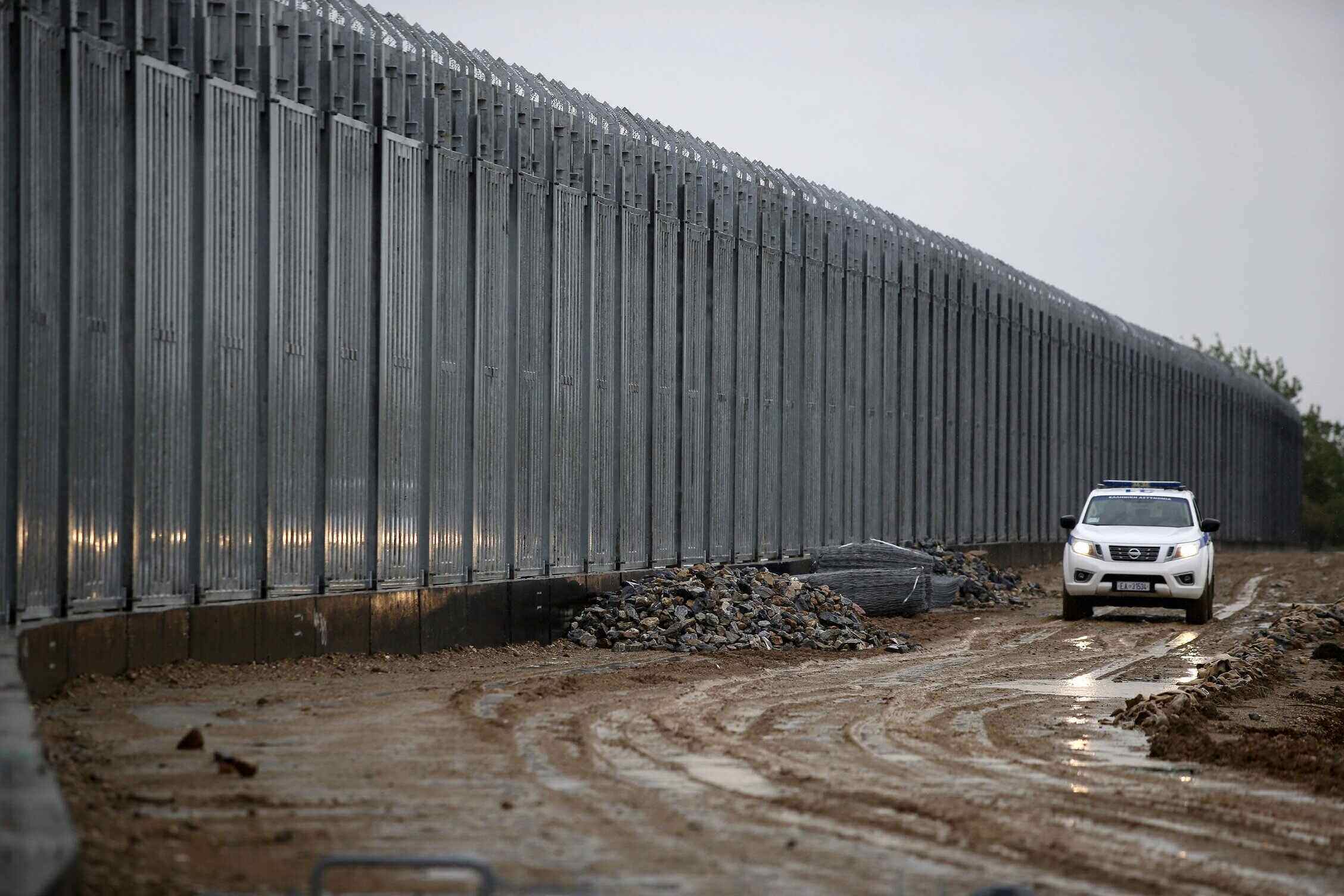Europe is building anti-migration fences on its borders, and this time with Brussels' support