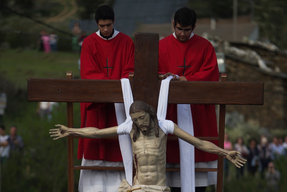 Spain Catholics persecution