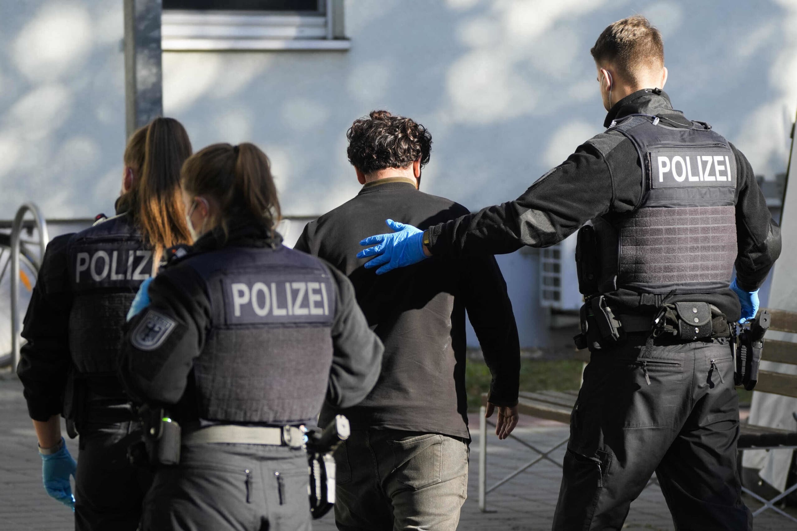 Germany, police, young islamists, terrorist attack