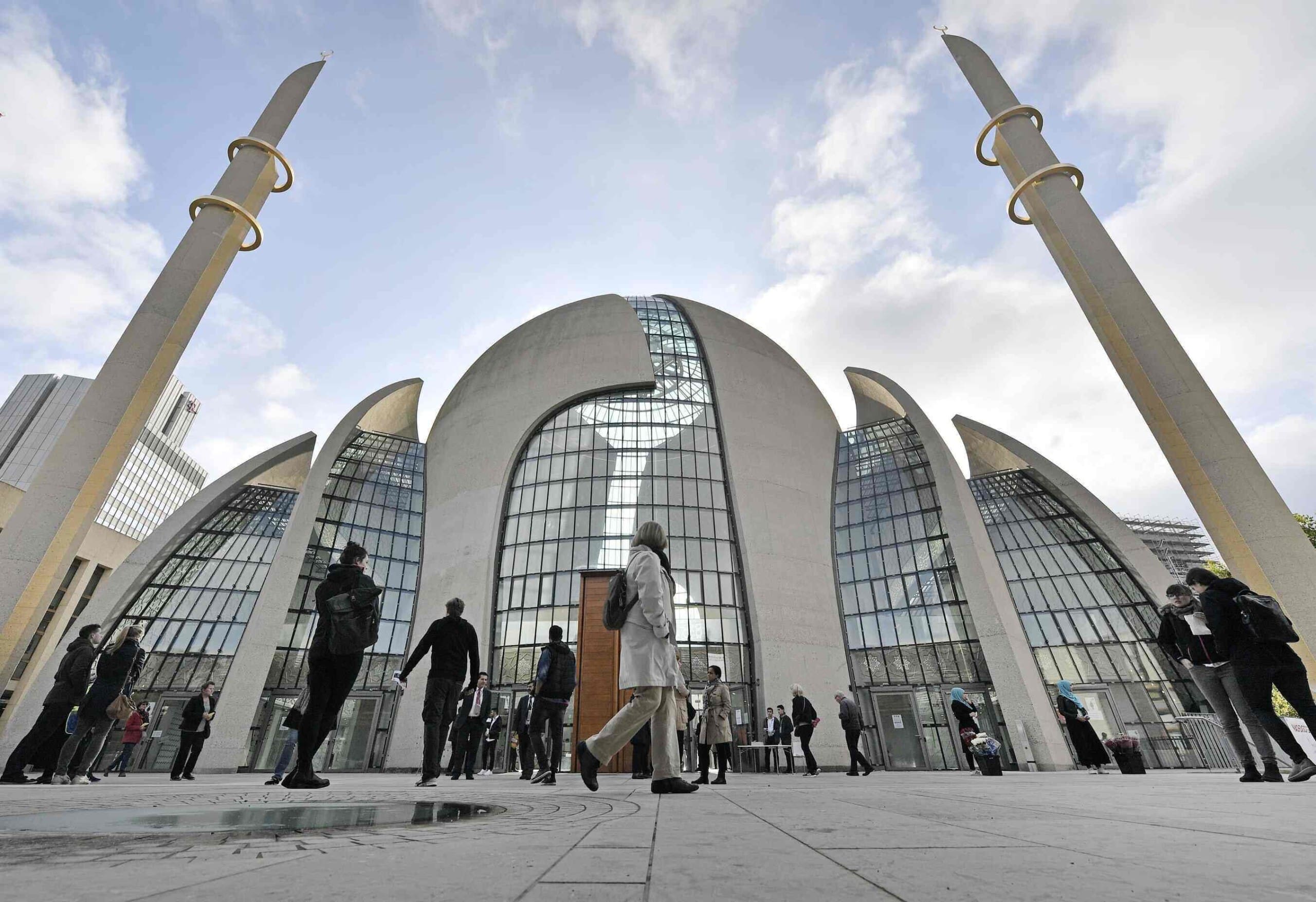 Germany, Muslims, call to prayer, muezzin