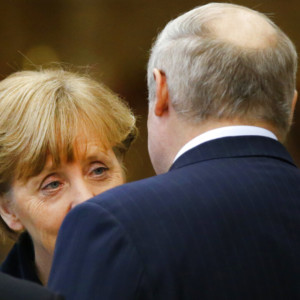 Angela Merkel, Alexander Lukashenko talk Russian TV
