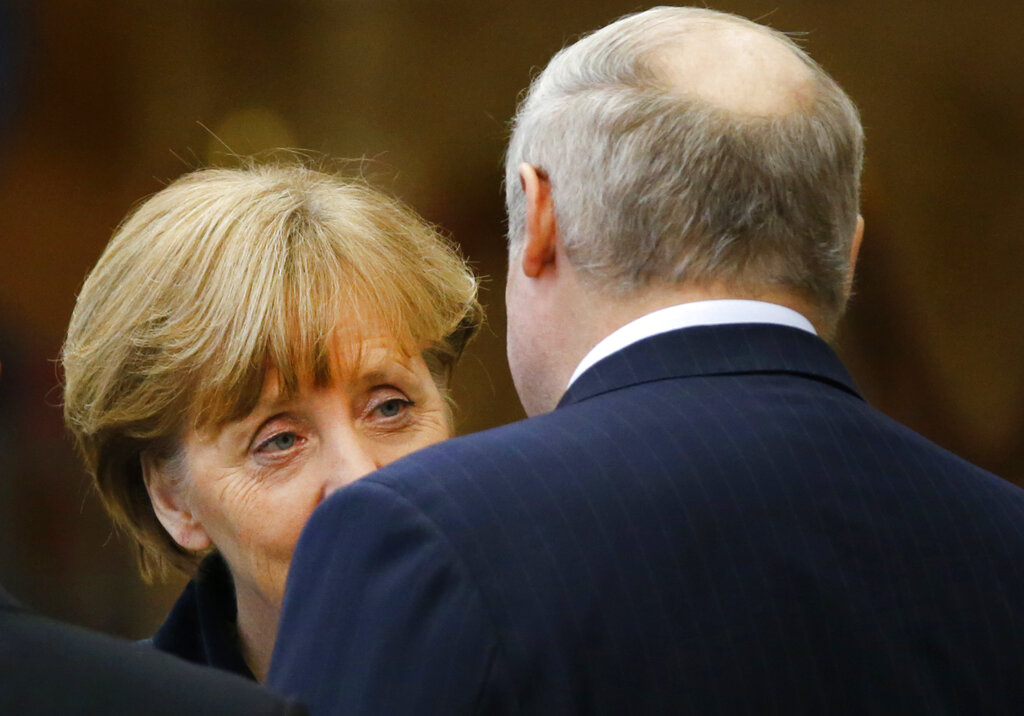 Angela Merkel, Alexander Lukashenko talk Russian TV