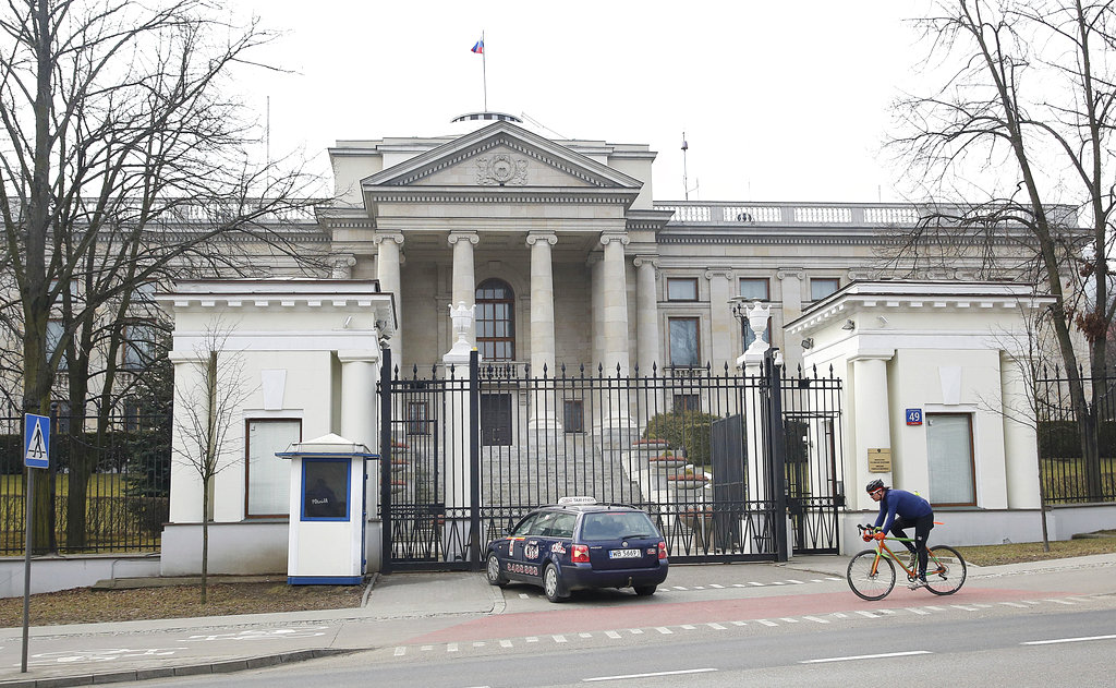 Poland expels 45 Russian diplomats