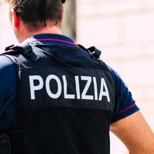 police, Italy