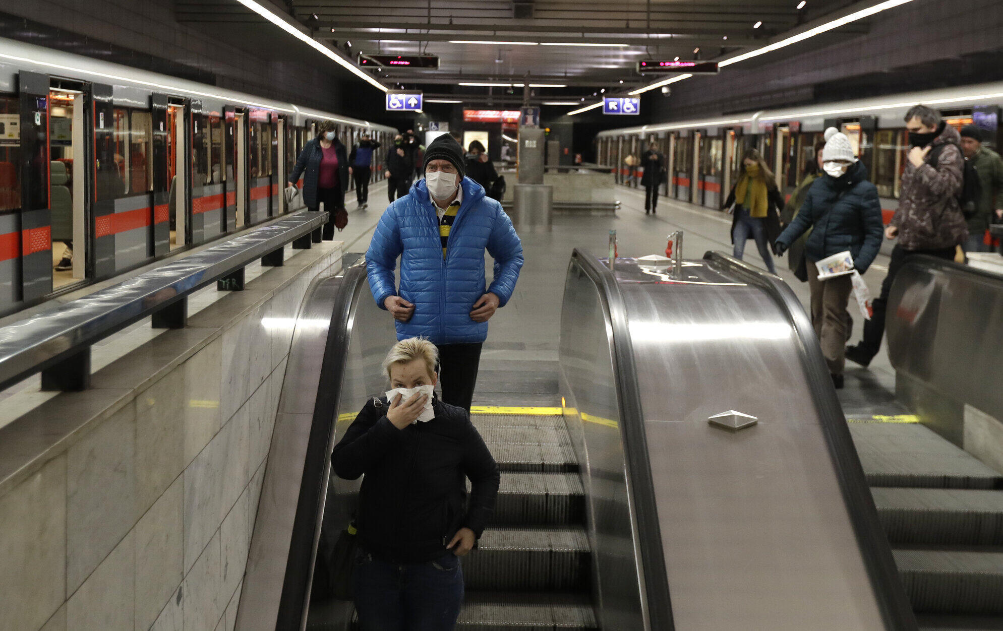 Czechia, face masks, public transportation