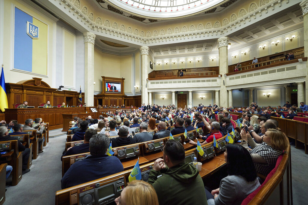 Ukraine adopts legislation for special status of Poles