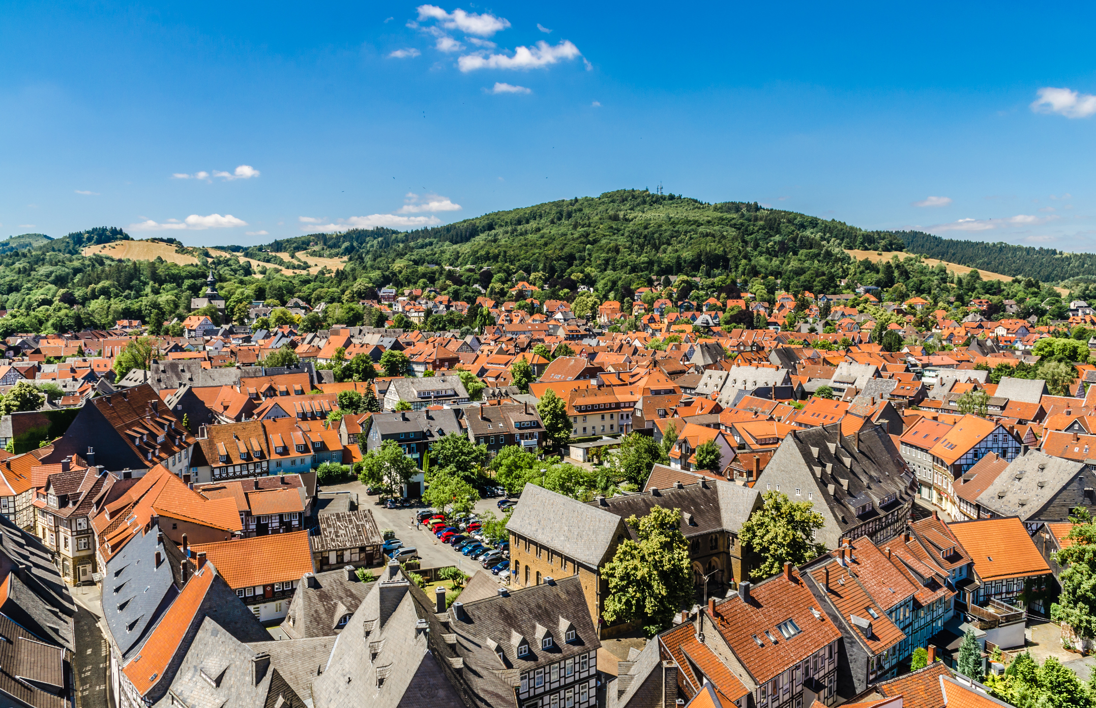 Germany: Syrian man doused his sleeping wife in a flammable liquid and set her on fire in city of Goslar