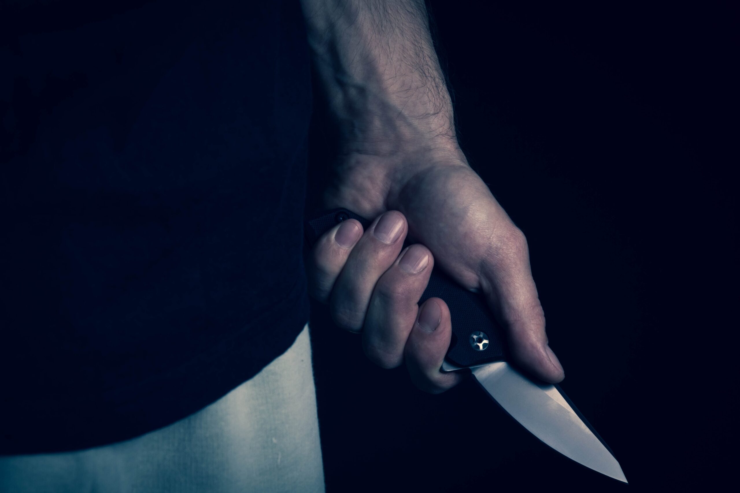 Norway: Father went to search for his daughter, but now he is in prison after severely beating 16-year-old who previously threatened him with a knife