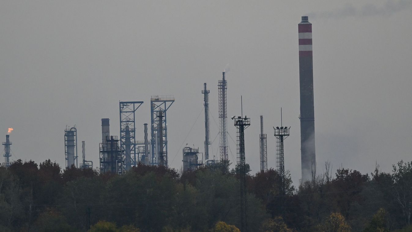 Ukraine may be responsible for explosion at Hungarian oil refinery, claims US media outlet
