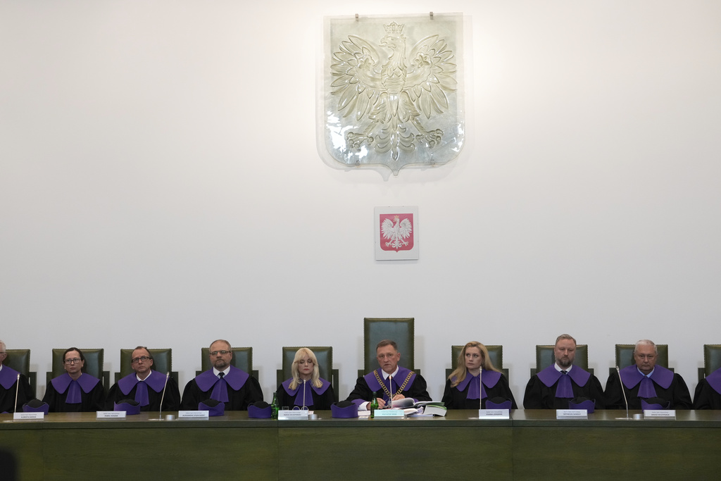 Polish Supreme Court rules that its decisions cannot be challenged, including by EU laws