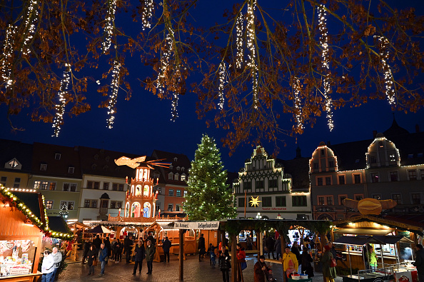 Moroccan knifeman arrested for harassing visitors at Weimar Christmas market, later released as offenses deemed insufficient for detention