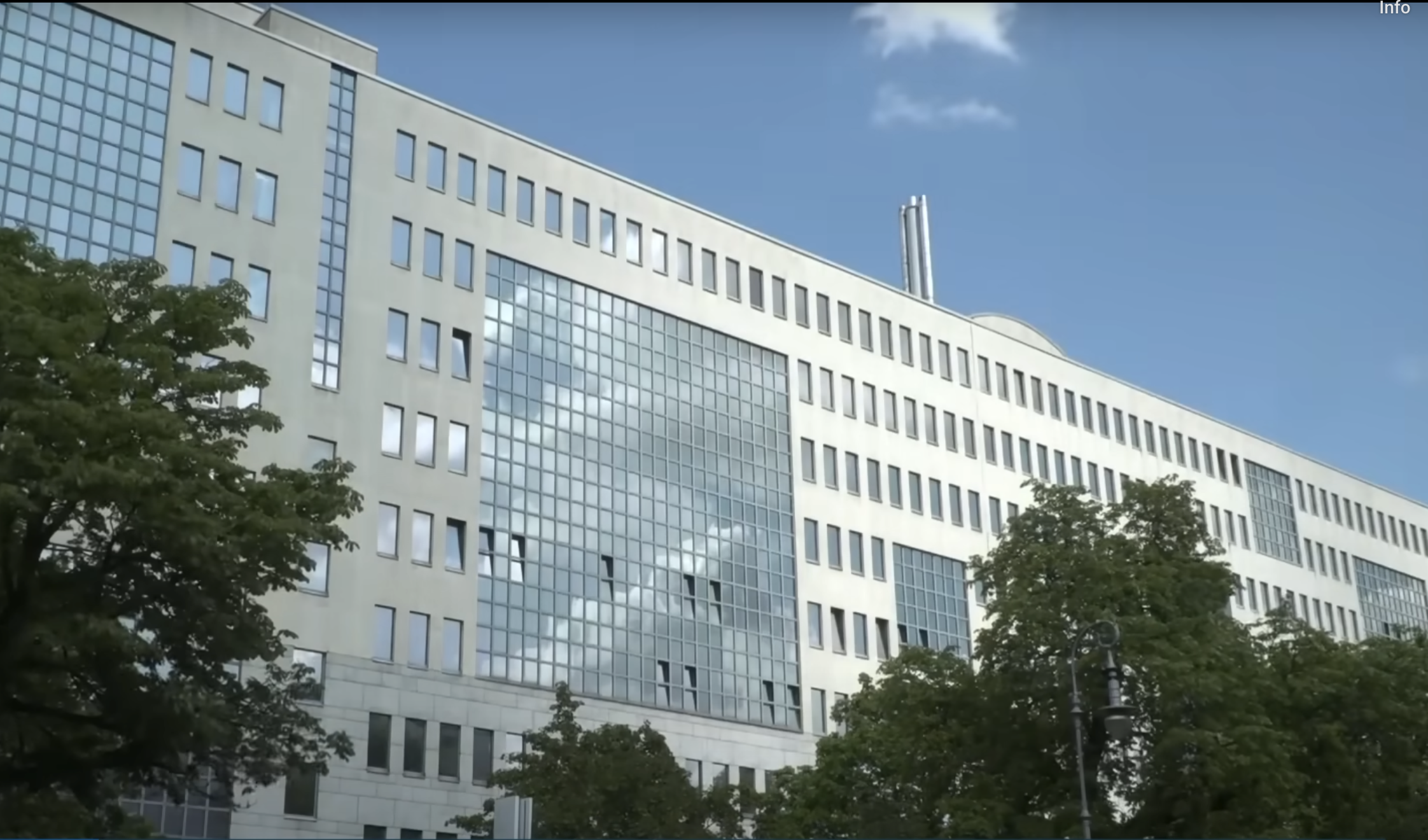 Germany: Green Party goes full NIMBY while protesting new migrant accommodation in Berlin, cites costs and safety concerns