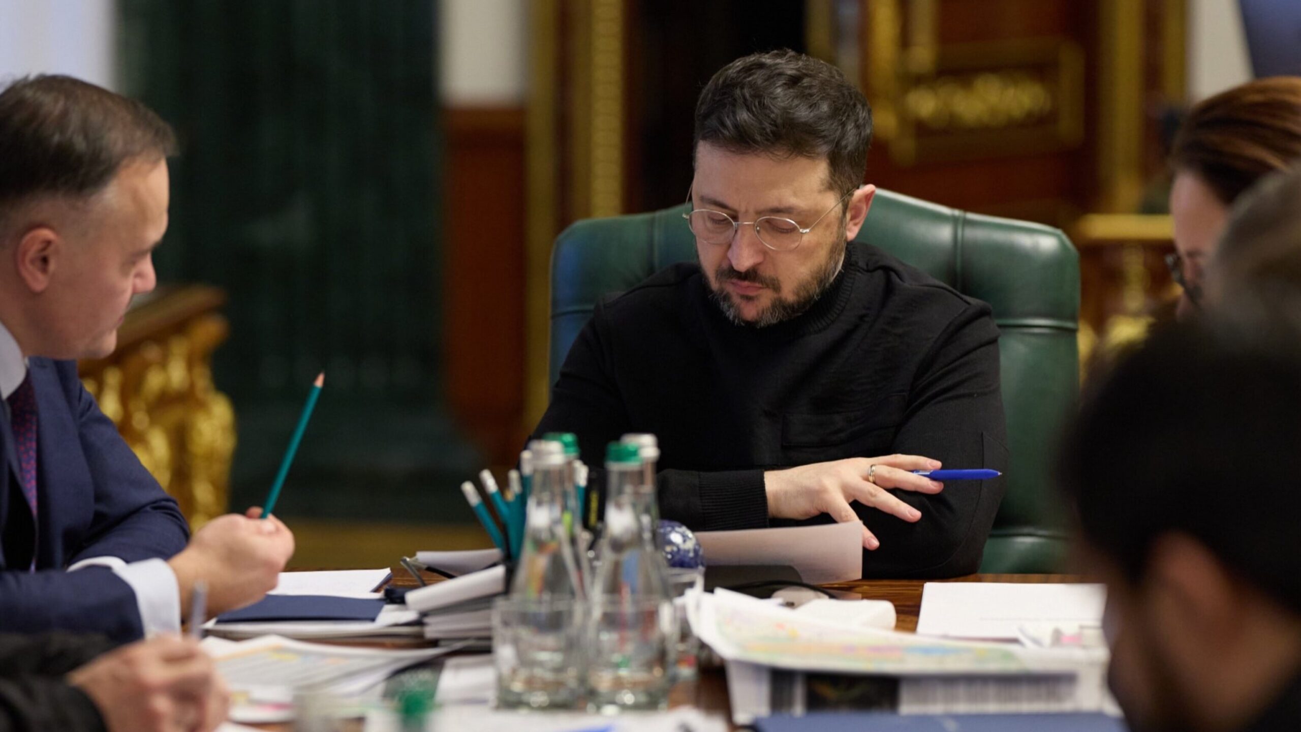 Zelensky declares state of emergency as crews work round the clock to restore heating and electricity in Kyiv