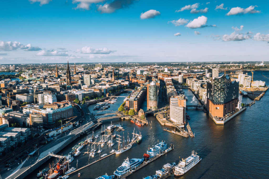 Germany: Hamburg’s social budget explodes higher, AfD blames an ‘uncontrolled immigration policy’