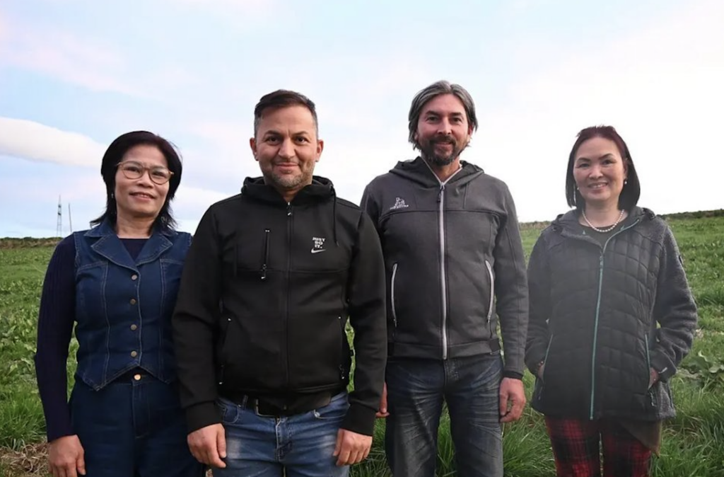 AfD politician ditches the party over remigration stance, leaving only 2 foreigners and 1 person with a migration background to serve on the local board