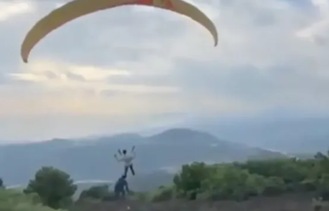 Moroccan traffickers train sub-Saharan migrants to paraglide over Ceuta border fence in new aerial assault on Spanish exclave