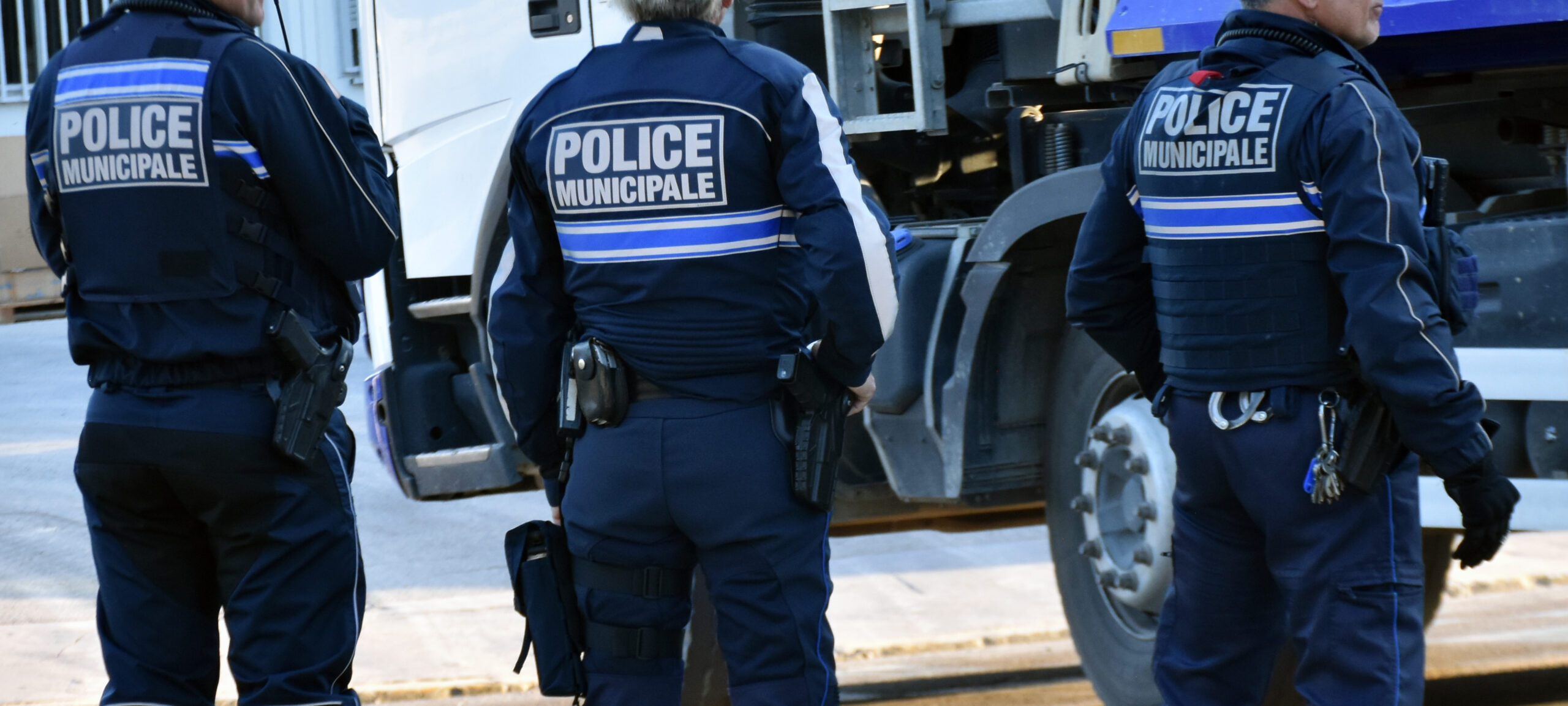 France: 5-year-old girl raped by naked Chechen man inside a parked car, mother discovered her daughter on top of his erect penis